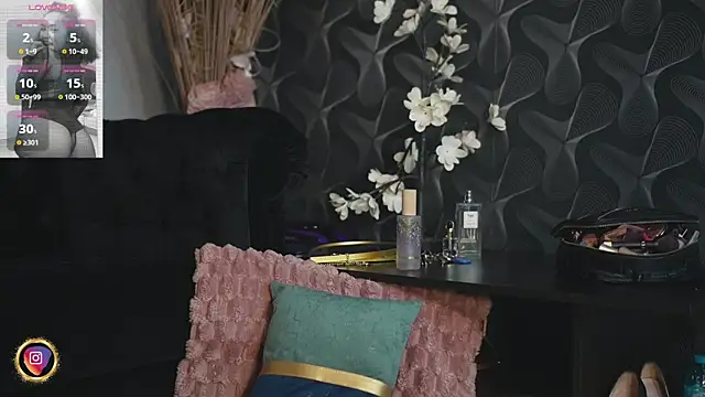 ChloeJoyce live