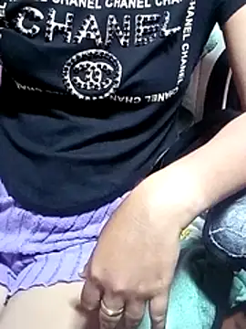 Cutie_body11 live