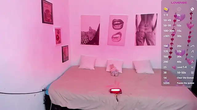 megan_foz live