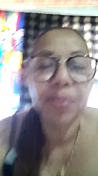 Ladymilf12 live