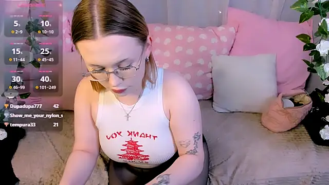 Tina_Walker live
