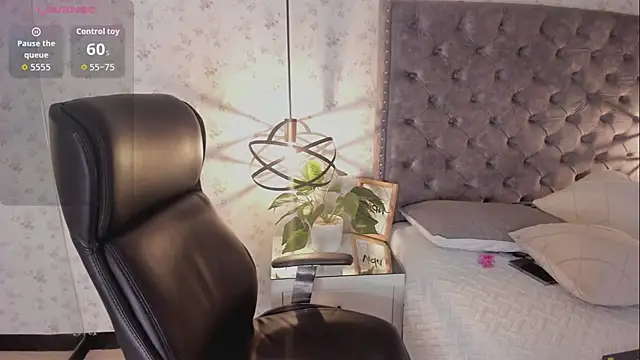 LanaJones_ live