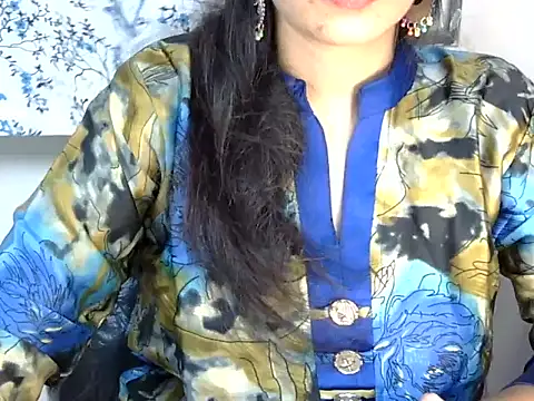 Neha_Sharma2 live