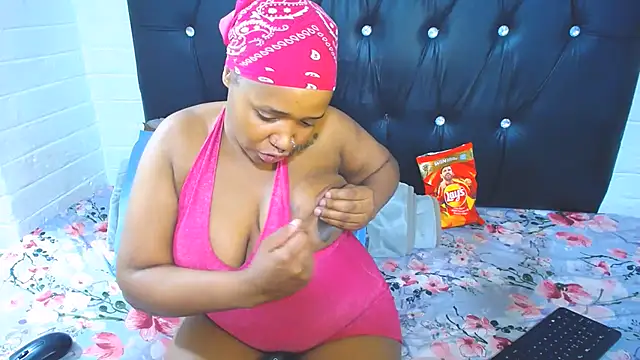 CandyBoobs69 live