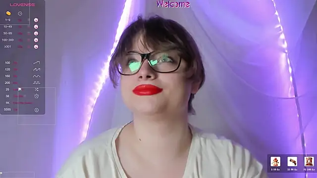 Seductive_She_Wolf live