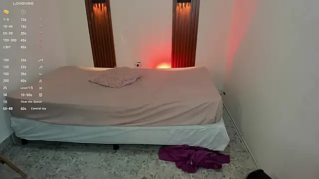 AmyPrice9 live