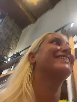Sofia_beee live