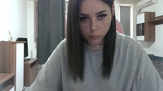 LovelyJulliette live
