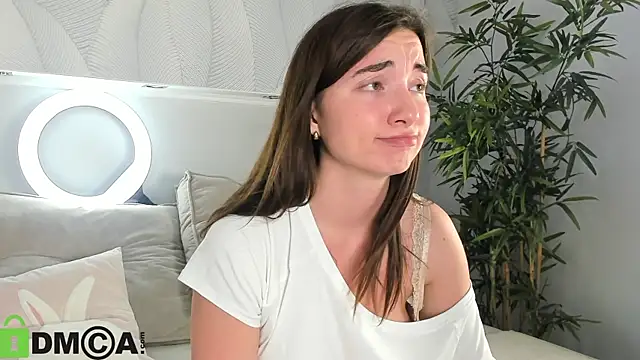 Adelina_Bliss live