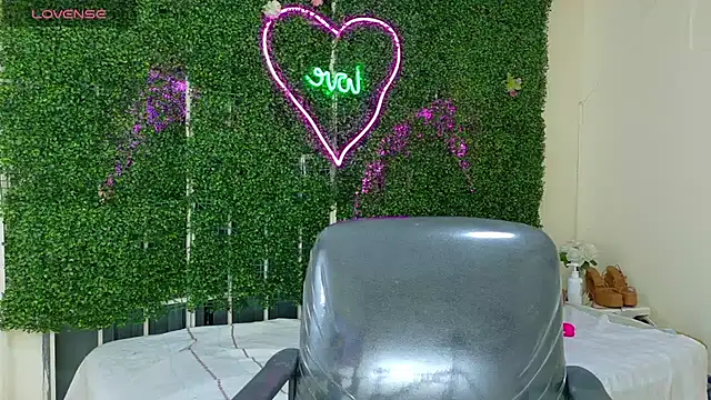 emy_0 live