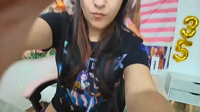 LovelyAzucena live