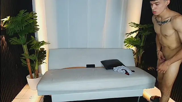 nympho_queenhot live