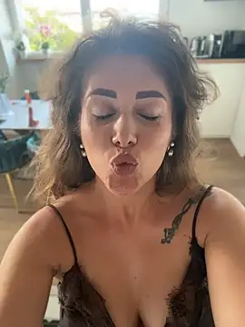Malasantababy live