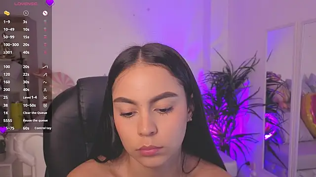 Aleejaa__ live