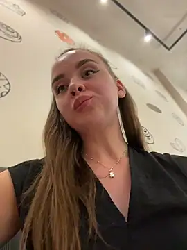 KristiRich live