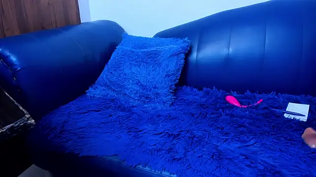 Mature_Skinny live