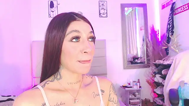 Anna_belly live