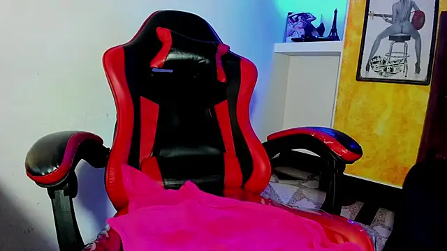 Raven_Rouge_ live