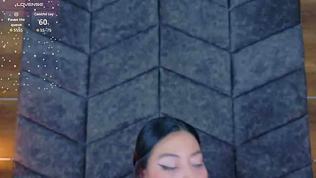AnnieRouse__ live