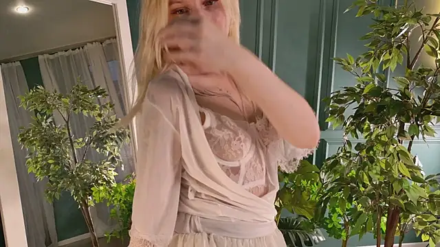 haleybooo live