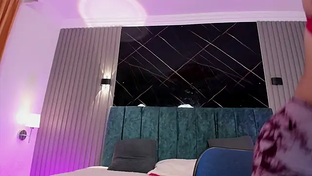 Alana_Castillo live