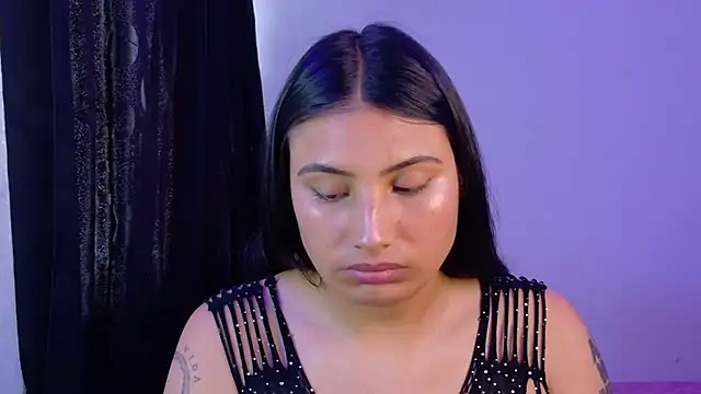 Linda_andrew live