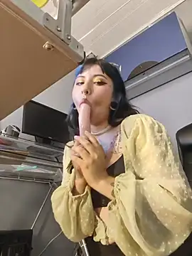 Elizabeth__demie_ live