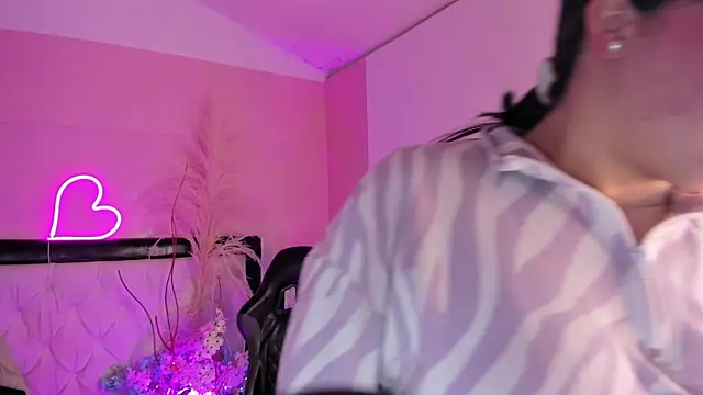 Julieth_Caandy live