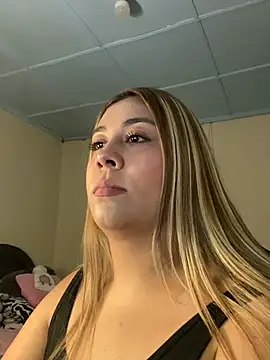 _BellaSmith_ live