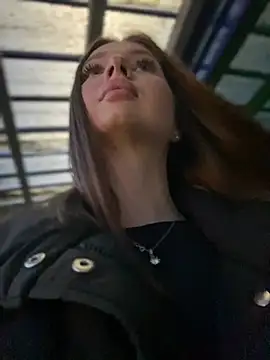 KrisMagnoly live