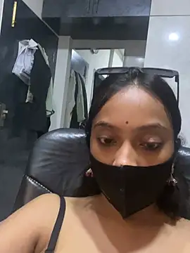 livia_dolls live