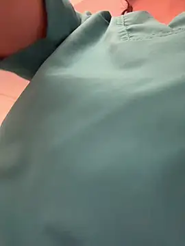 Nahomy_benet live