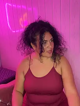 Taylor_Boobs2 live
