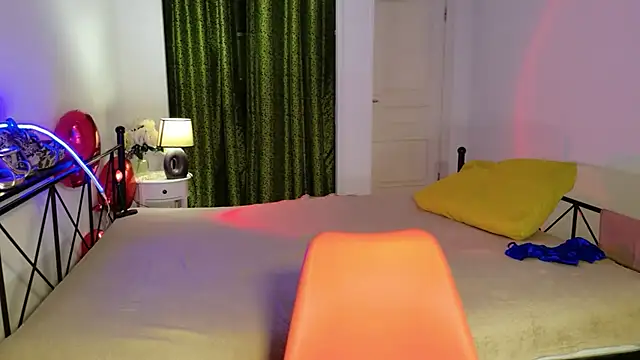 ZoeGrant live