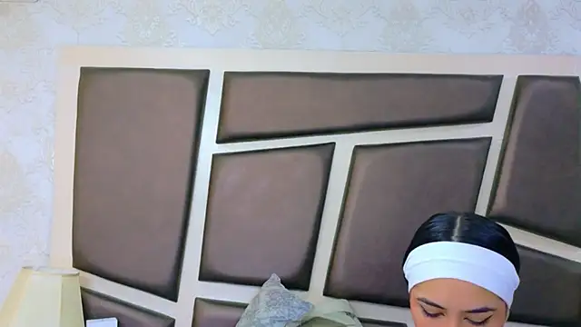 NicoleEsposito live
