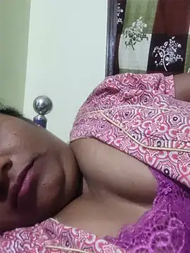 yamini1431 live