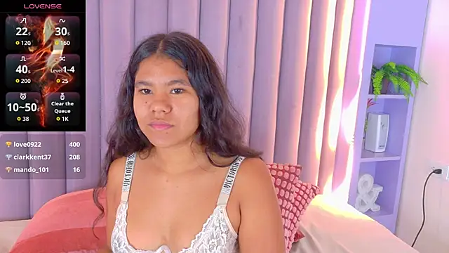 AhslyEvans__ live