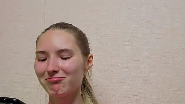 _kikiclark__ live