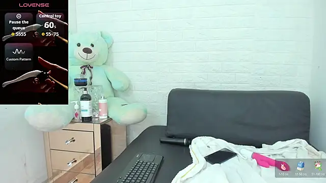 nathally_roses live