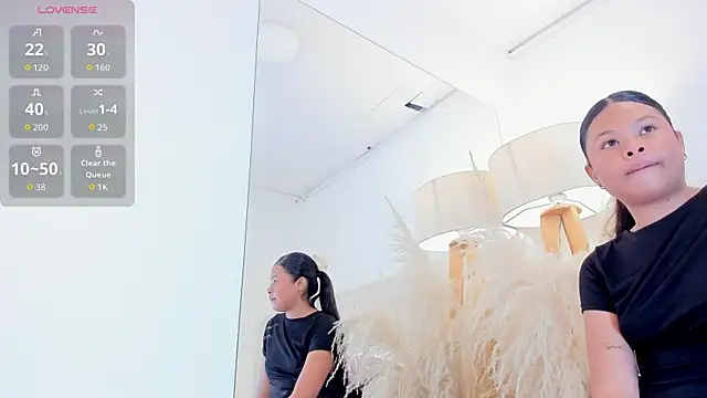 ivyjones__ live