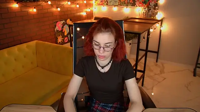 SeraphineDuskryn live