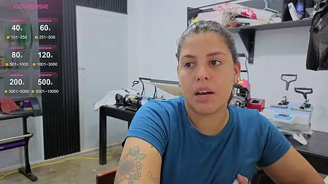 Daniela_mendoza26 live