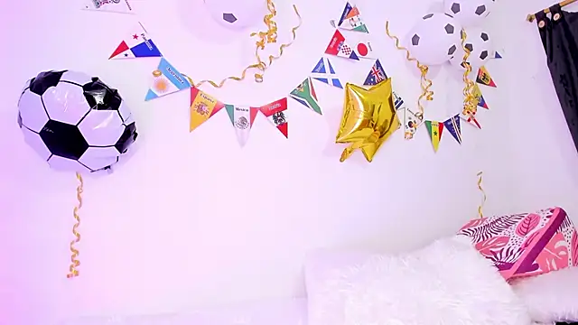 Juliet_Ember01 live