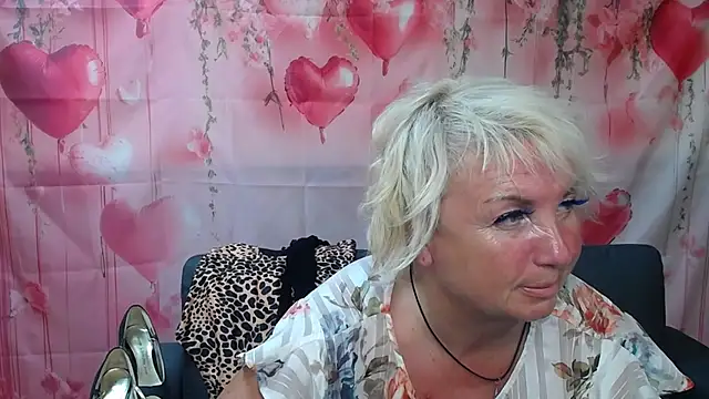 RenataDaster live