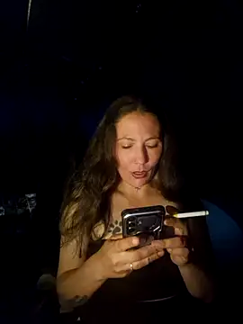 Lolahottele live