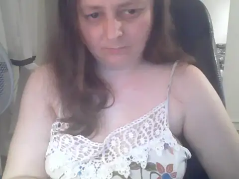 TaylorLovely live