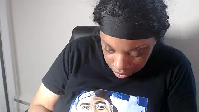 Sexymona1218 live