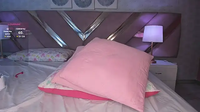 ChloeLaurentt live