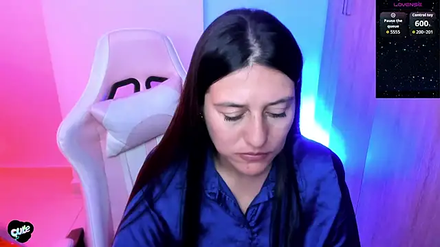 Saskyaa live