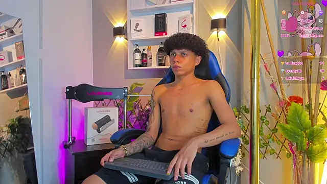 _taylor_black live